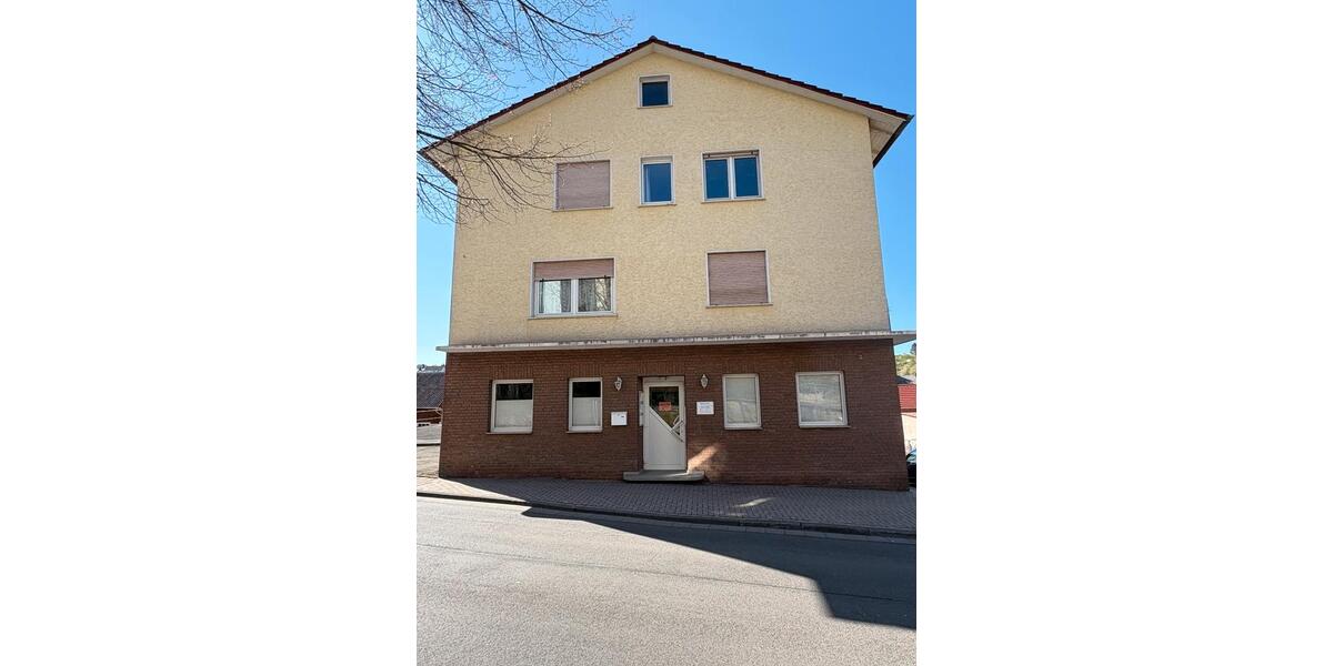 Etagenwohnung Sontra - 3 Zimmer, 120 m&sup2;, 600&euro; | Angebot:26270801