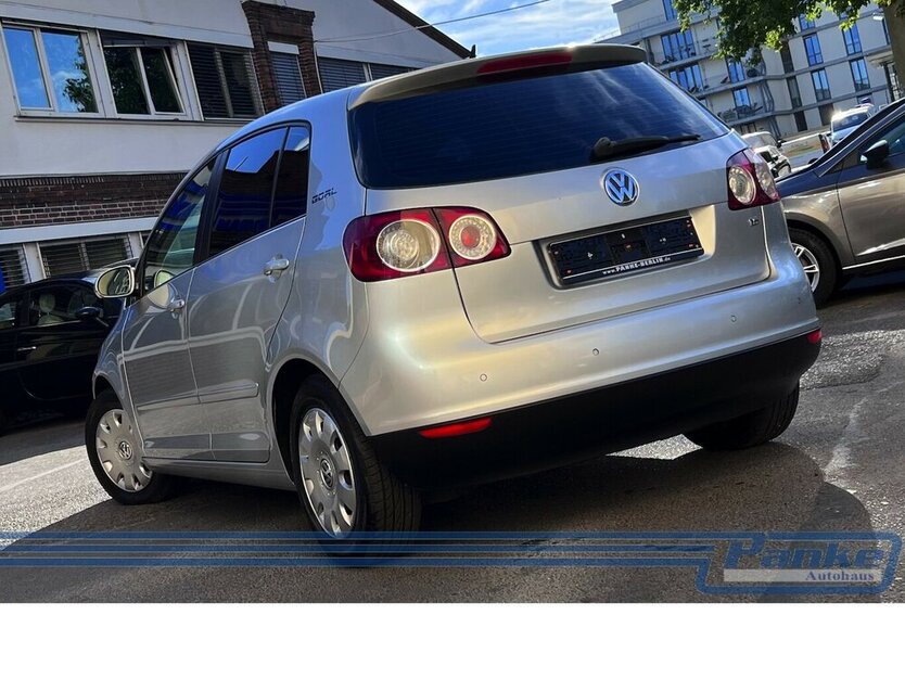 VW Golf Plus V Goal 1.6*SHZ*Klima*Tempo*Metallic* 200.000 km 4.490 € Berlin 13187