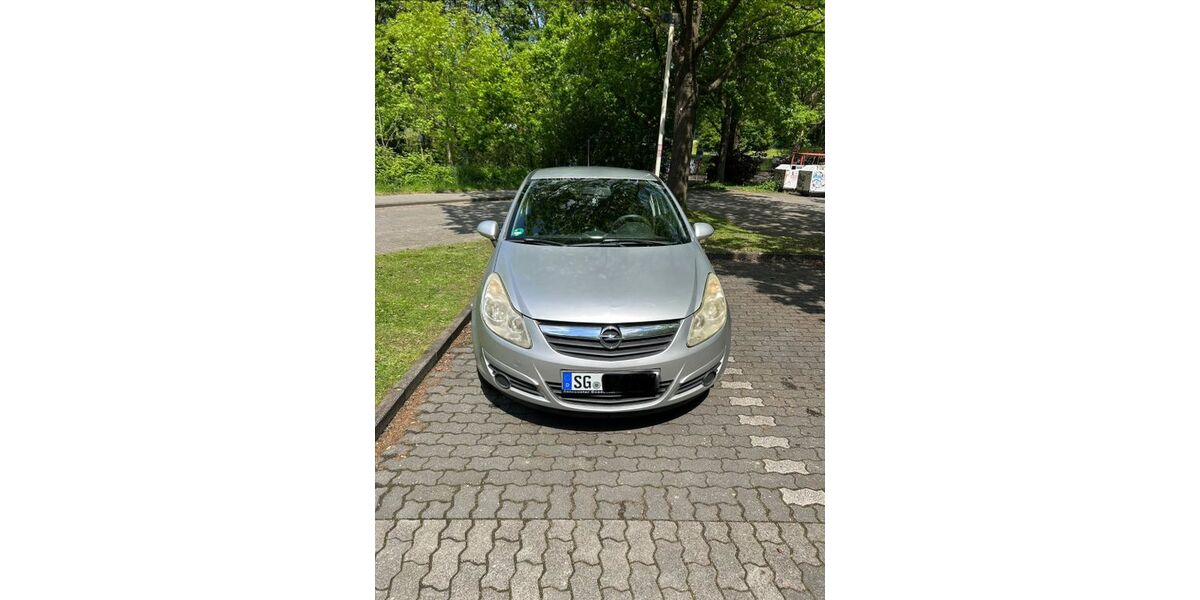 Opel Corsa 184.000 km 750 &euro; Solingen 42653