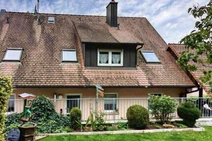 Haus Roßtal - 7 Zimmer, 183 m&sup2;, 499.000&euro; | Angebot:25676921