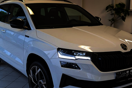 Skoda Karoq 5.915 km 33.780 &euro; Homberg (Efze) 34576