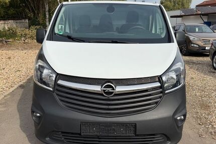 Opel Vivaro 195.000 km 7.900 &euro; Celle 29223
