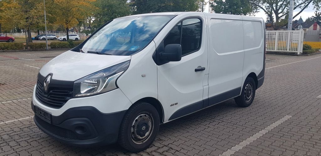 Renault Trafic 194.000 km 7.399 € Düsseldorf 40231