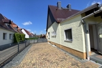 Gemütliche Doppelhaushälfte mit großem Grundstück und Doppelgarage in ruhiger Siedlungslage - Doppelhaushälfte Röderaue | Angebot:27134387