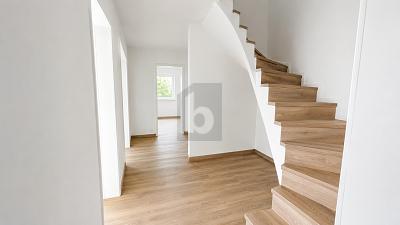 EXKLUSIVE WOHNATMOSPHÄRE MIT BLICK INS GRÜNE - Etagenwohnung Rosendahl | Angebot:26919348