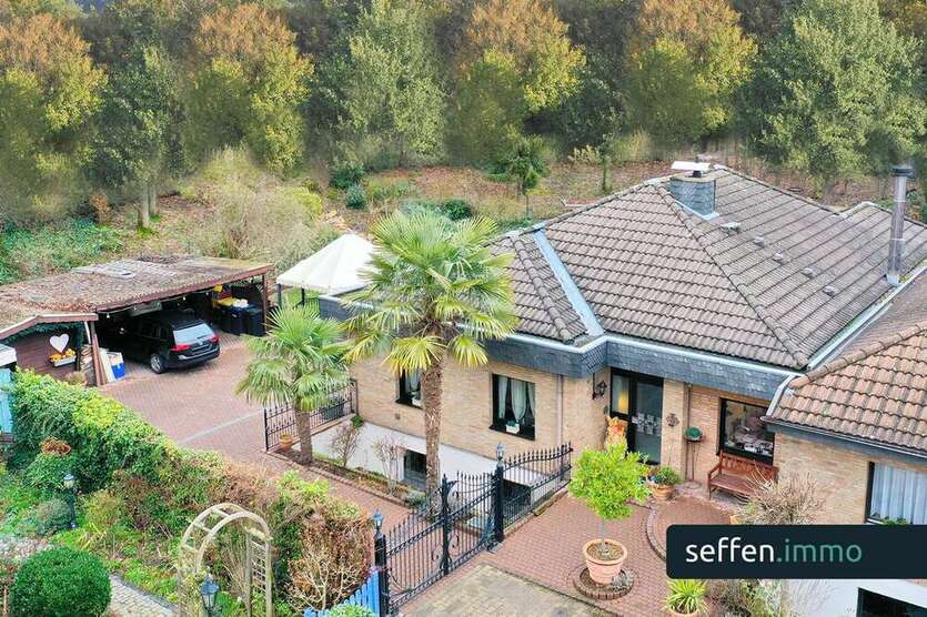 Haus zum Kaufen in Pulheim 798.000 € 272 m²