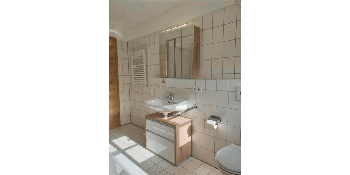 Dachgeschoßwohnung Rottenburg am Neckar - 2 Zimmer, 65 m&sup2;, 280.000&euro; | Angebot:26267120