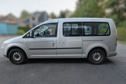 VW Caddy Maxi 220.100 km 5.750 &euro; Hamburg 22359
