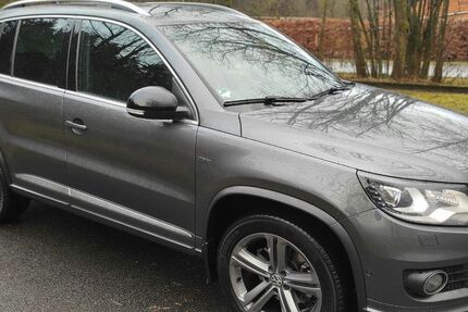 VW Tiguan 116.000 km 16.580 &euro; Bad Wünnenberg 33181