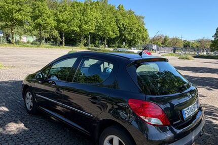 Peugeot 207 142.000 km 3.400 &euro; Weil am Rhein 79576