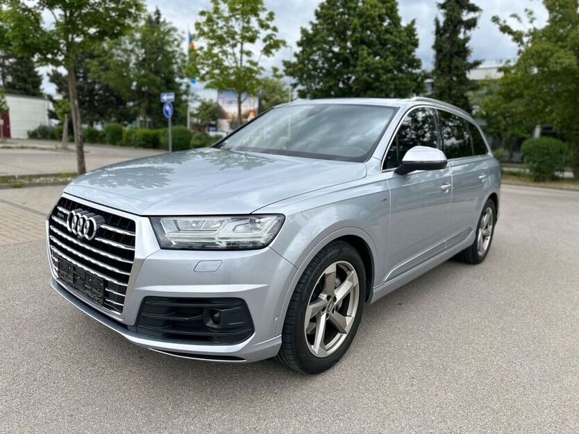 Q7