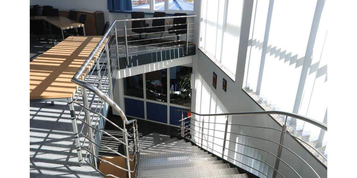 Gewerbeobjekt Herrieden Schernberg - 7 Zimmer, 220 m&sup2;, 2.528&euro; | Angebot:24436108