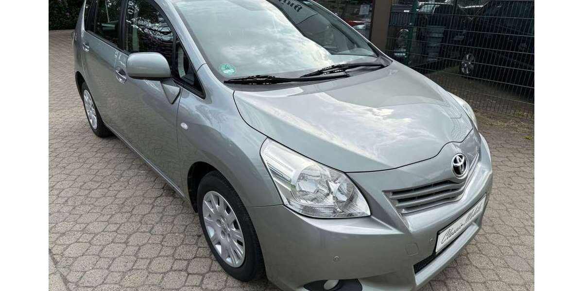 Toyota Verso 216.600 km 4.750 &euro; Beverstedt 27616