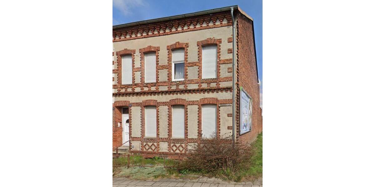 Reihenhaus Stendal - 8 Zimmer, 214 m&sup2;, 145.000&euro; | Angebot:24573637