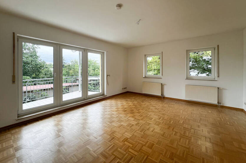 EinraumWohnung im EG mit Balkon und TG- Stellplatz