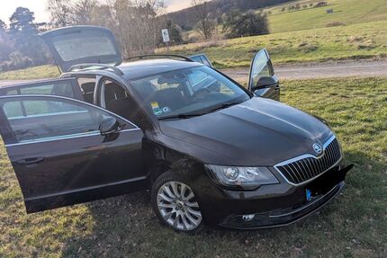 Skoda Superb 144.300 km 10.400 &euro; Hohenahr 35644