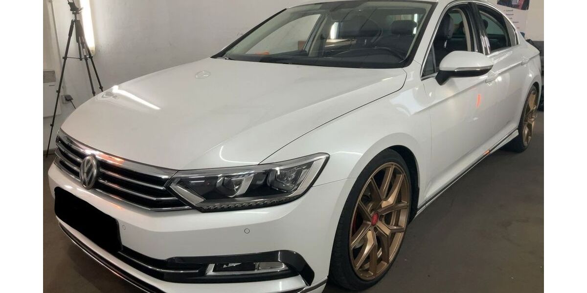 VW Passat 87.500 km 17.999 &euro; Moosburg a.d.Isar 85368