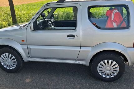 Suzuki Jimny 76.000 km 10.900 &euro; RINTELN 31737