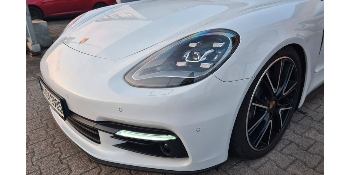 Porsche Panamera 100.000 km 51.900 &euro; Murrhardt 71540