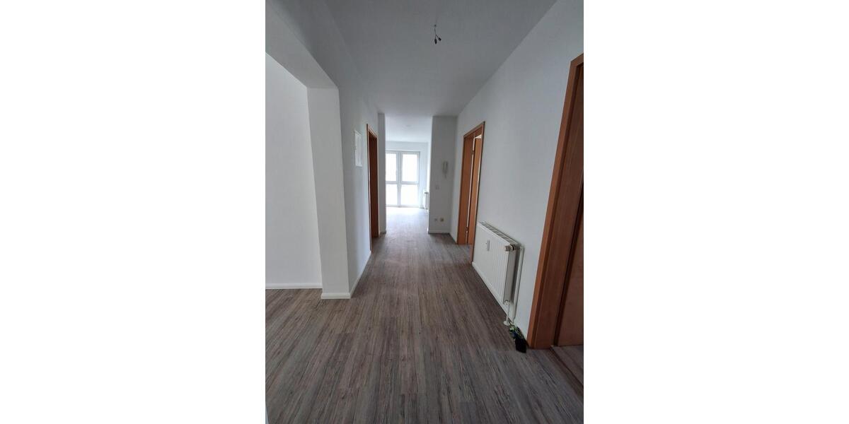 Etagenwohnung Schirgiswalde-Kirschau Kirschau - 4 Zimmer, 117 m&sup2;, 877&euro; | Angebot:26476004
