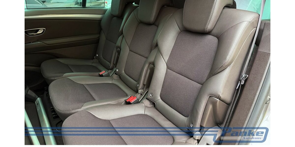 Renault Espace 1.6 dCI 160 Intens Aut.*Pano*LED*AHK*RFK* 197.112 km 9.990 &euro; Berlin 13187