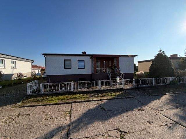 Einfamilienhaus Tribsees - 4 Zimmer, 103 m&sup2;, 185.500&euro; | Angebot:25771776