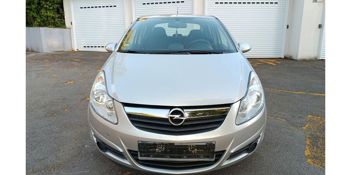 Opel Corsa 98.000 km 4.900 &euro; Stuttgart 70188