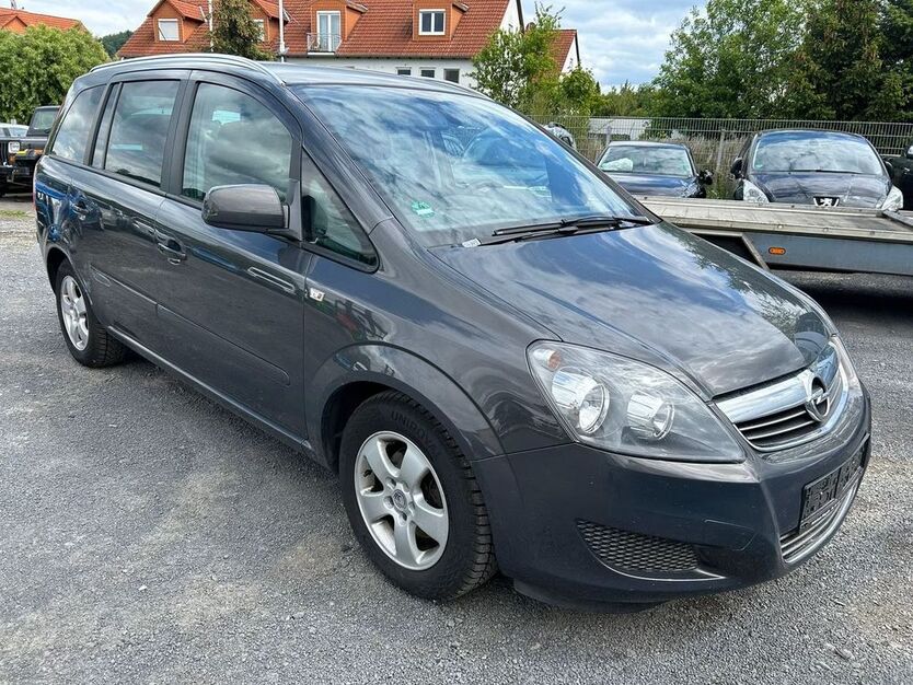 Opel Zafira 210.000 km 3.100 € Büdingen 63654