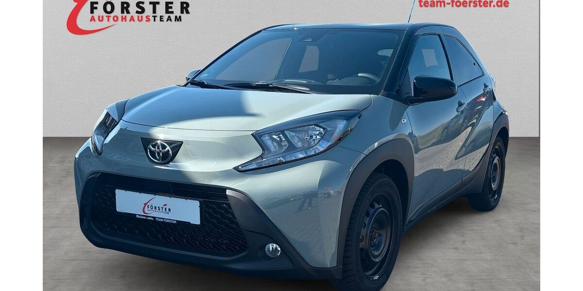 Toyota Aygo (X) 3.000 km 16.990 &euro; Pirna 01796