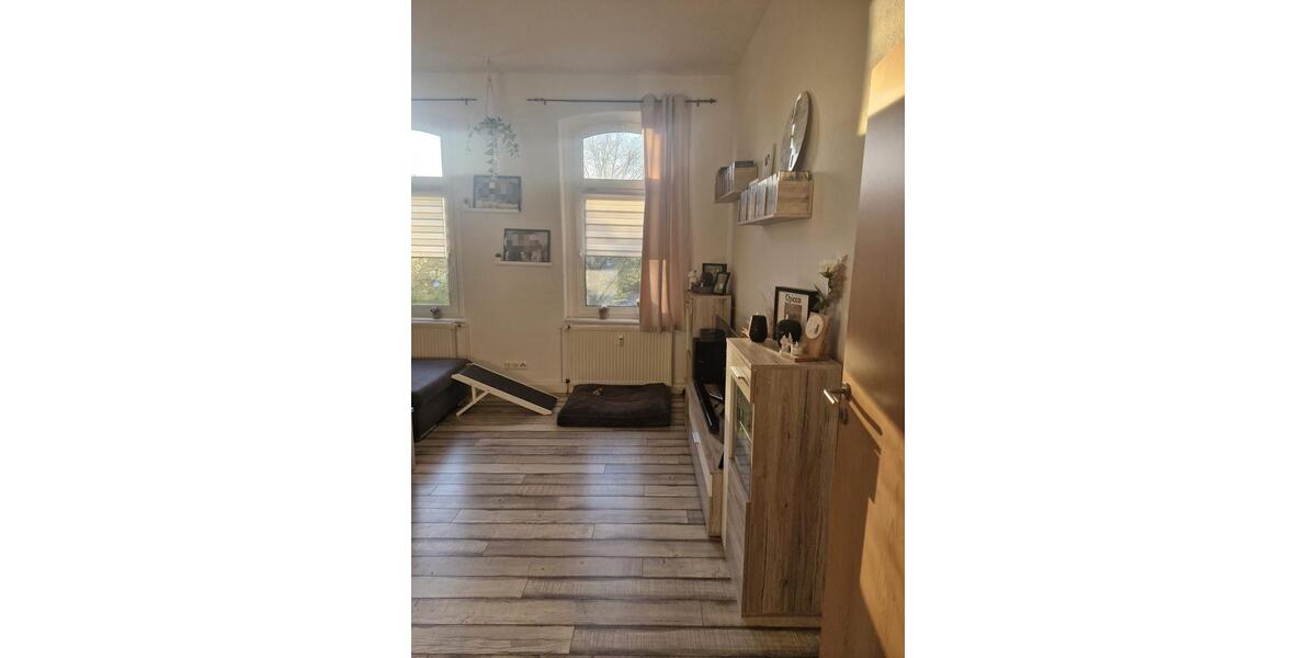 Etagenwohnung Halle (Saale) Silberhöhe - 4 Zimmer, 80 m&sup2;, 680&euro; | Angebot:26393080