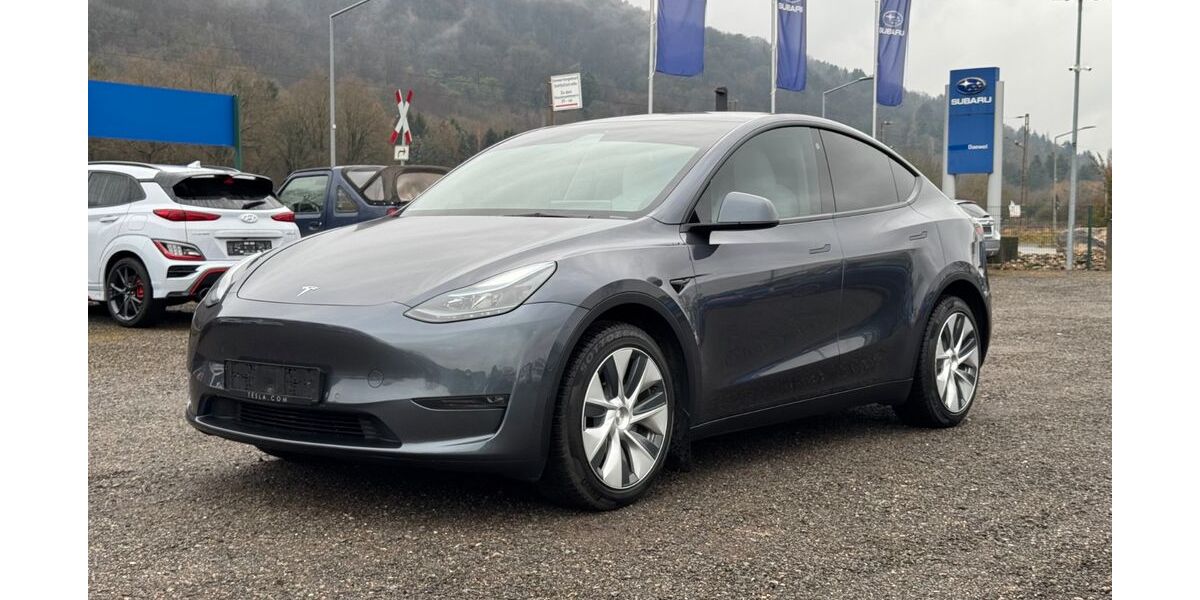Tesla Model Y 104.250 km 34.980 &euro; Trier 54294