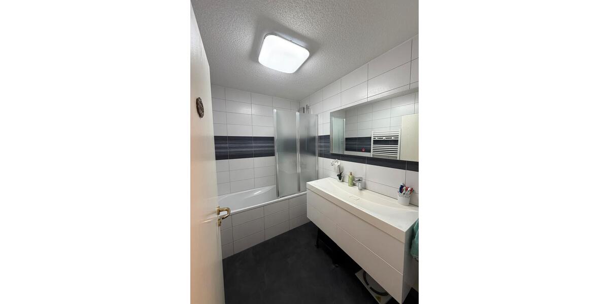 Etagenwohnung Reutlingen Reutlingen-Betzingen - 4.5 Zimmer, 126 m&sup2;, 365.000&euro; | Angebot:25943098