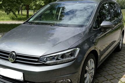 VW Touran 56.000 km 22.999 &euro; Stammham 85134