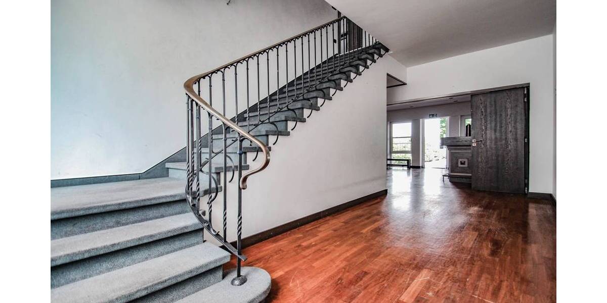 Gewerbeobjekt Oberhausen Sterkrade-Mitte - 1.490.000&euro; | Angebot:25769755