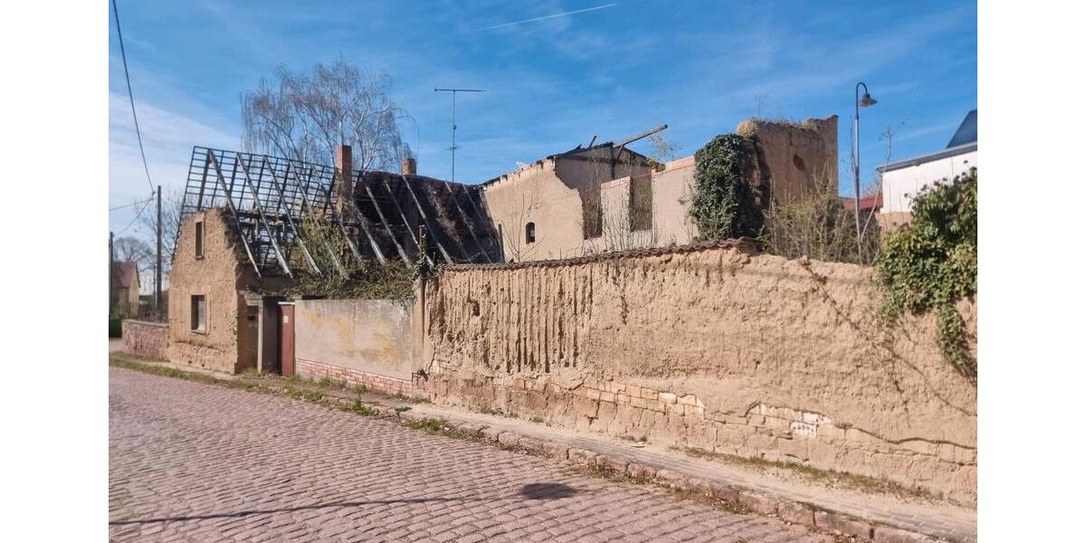 Einfamilienhaus Wettin-Löbejün Löbejün - 6 Zimmer, 150 m&sup2;, 28.000&euro; | Angebot:26425688