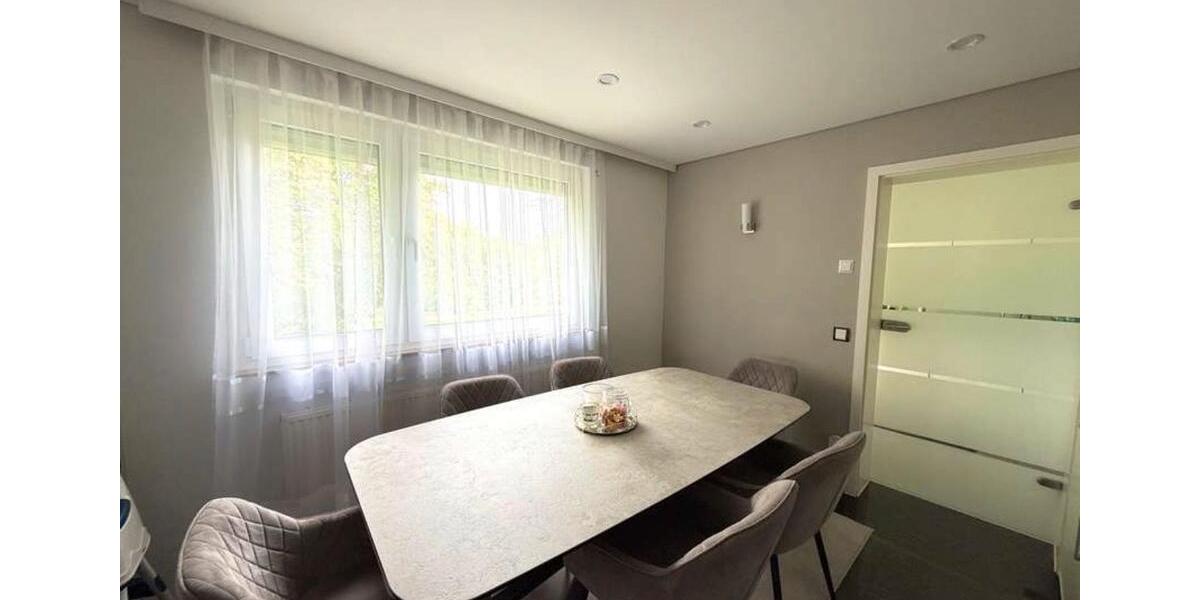 Etagenwohnung Böblingen - 4 Zimmer, 100 m&sup2;, 450.000&euro; | Angebot:26680973