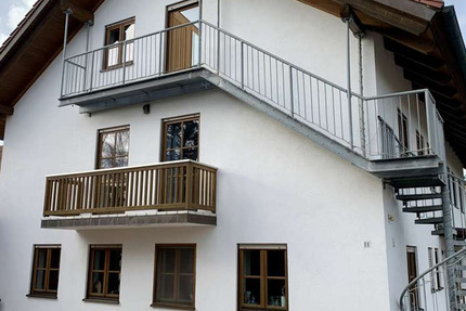 Möblierte 2-Raum Dachgeschosswohnung zimmer