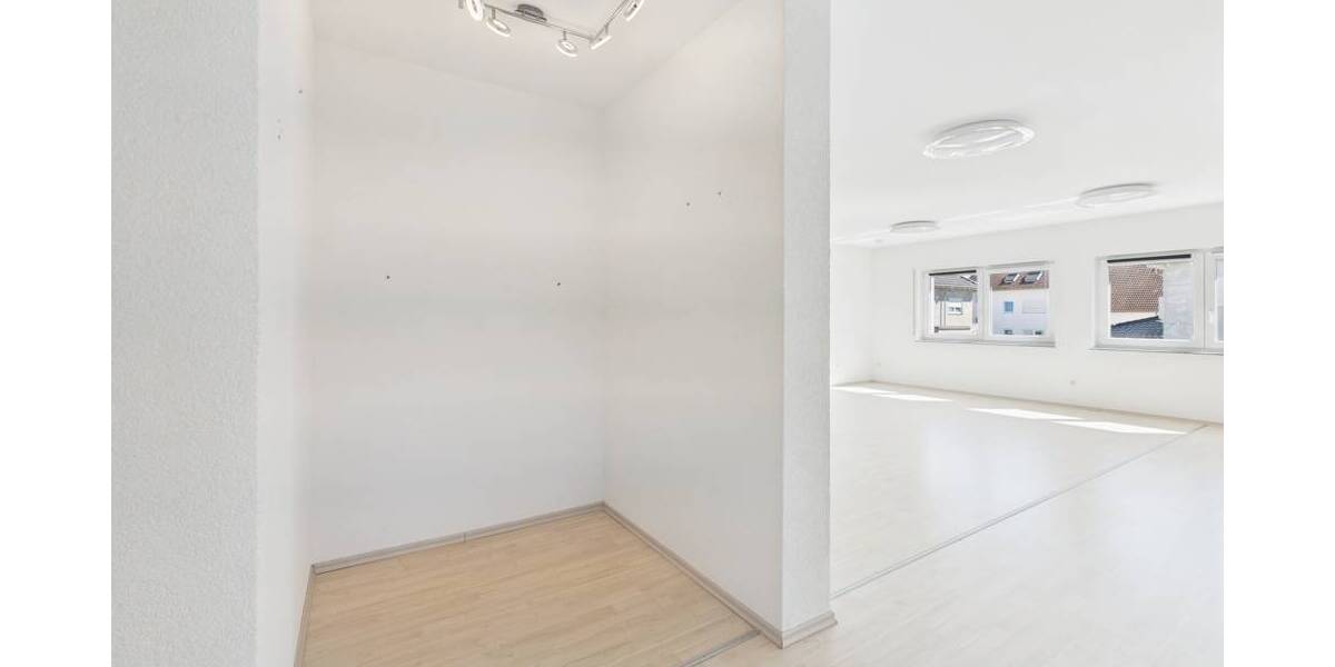 Einfamilienhaus Saarbrücken / Klarenthal Klarenthal - 6 Zimmer, 226 m&sup2;, 630.000&euro; | Angebot:26244752
