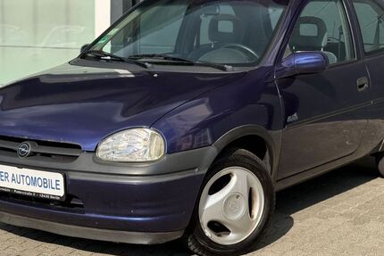 Opel Corsa 106.000 km 2.490 € Berlin 12435