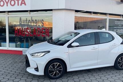 Toyota Yaris 41.000 km 17.500 &euro; Cham 93413