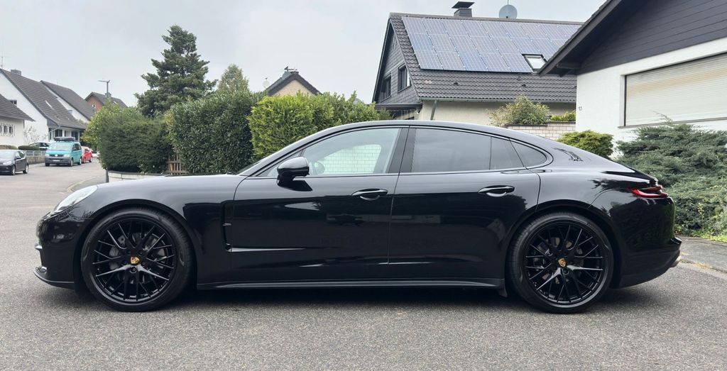 Porsche Panamera 94.000 km 63.499 € Köln 51063