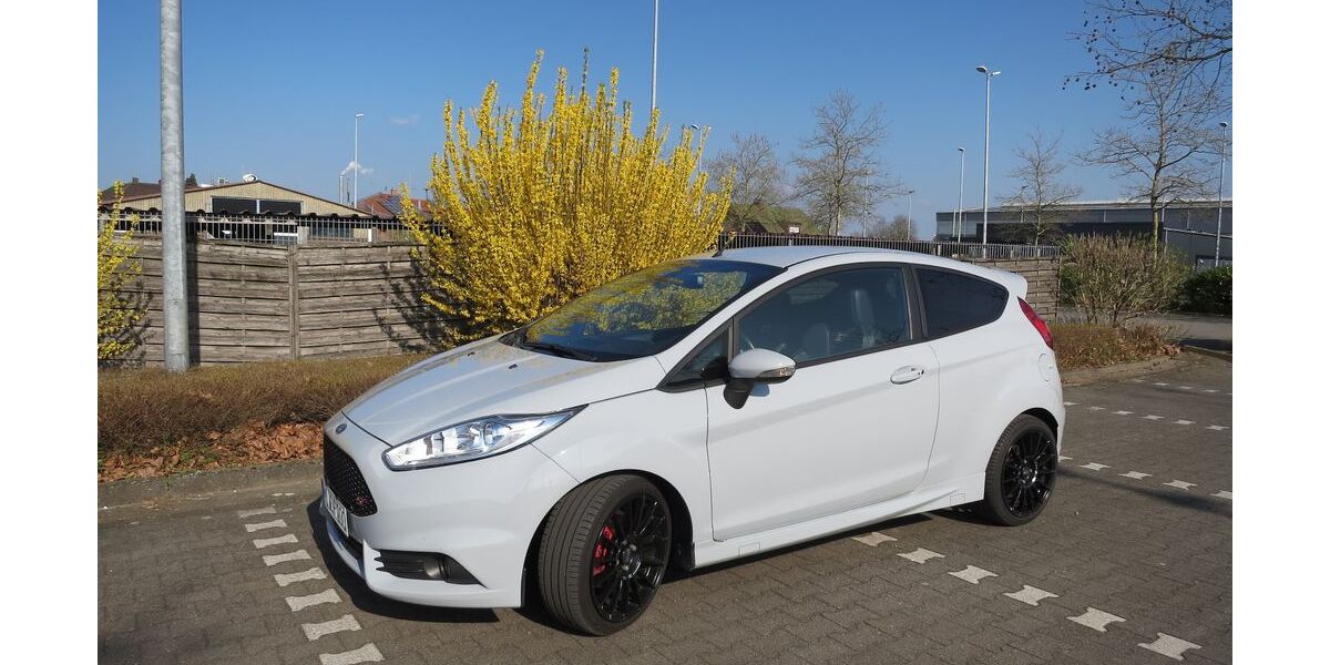 Ford Fiesta 94.190 km 13.900 &euro; Sonsbeck 47665
