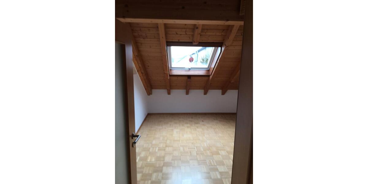 Etagenwohnung Meckenbeuren - 2.5 Zimmer, 74 m&sup2;, 660&euro; | Angebot:26227337