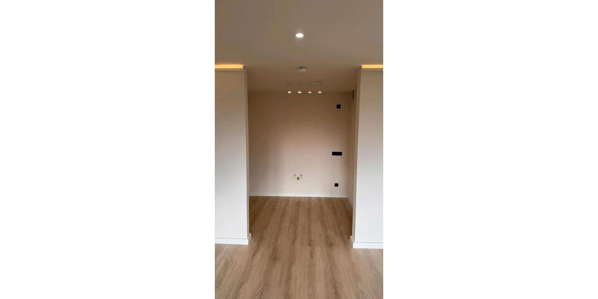 Etagenwohnung Ranis - 2 Zimmer, 61 m&sup2;, 92.000&euro; | Angebot:26904151