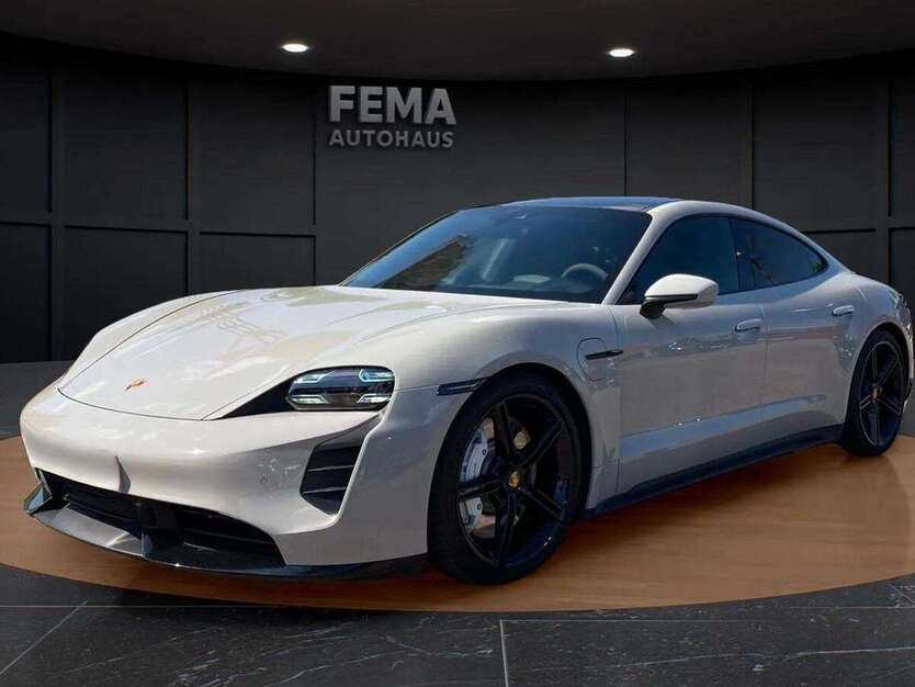 Porsche Taycan 45.000 km 81.400 € Grünwald 82031