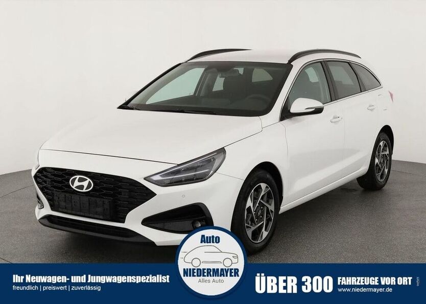 i30