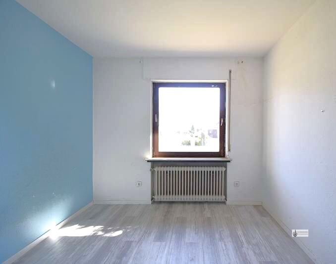Großes Einfamilienhaus mitten im Zentrum von Kirchweyhe mit großem Garten und Garage - Einfamilienhaus Weyhe | Angebot:26232565