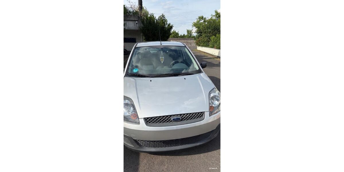 Ford Fiesta 83.000 km 2.500 &euro; Mühlheim am Main 63165