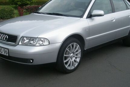 Audi A4 198.000 km 1.990 € Felsberg 34587