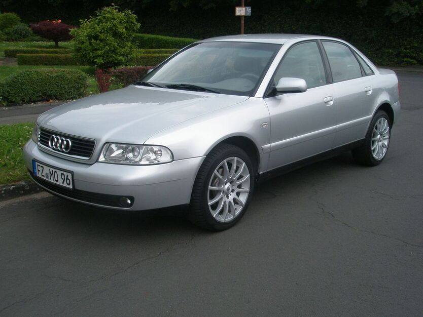 Audi A4 198.000 km 1.990 € Felsberg 34587